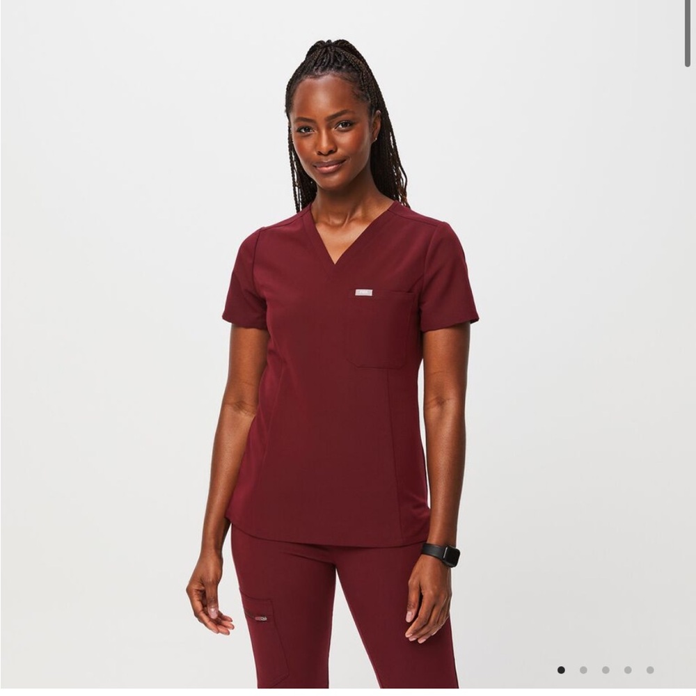 Figs Slim Catarina One-Pocket Scrub Top